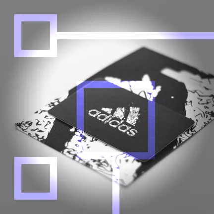 Adidas представил NFT-коллекцию виртуальной одежды